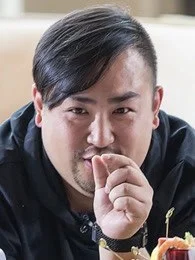 李思易